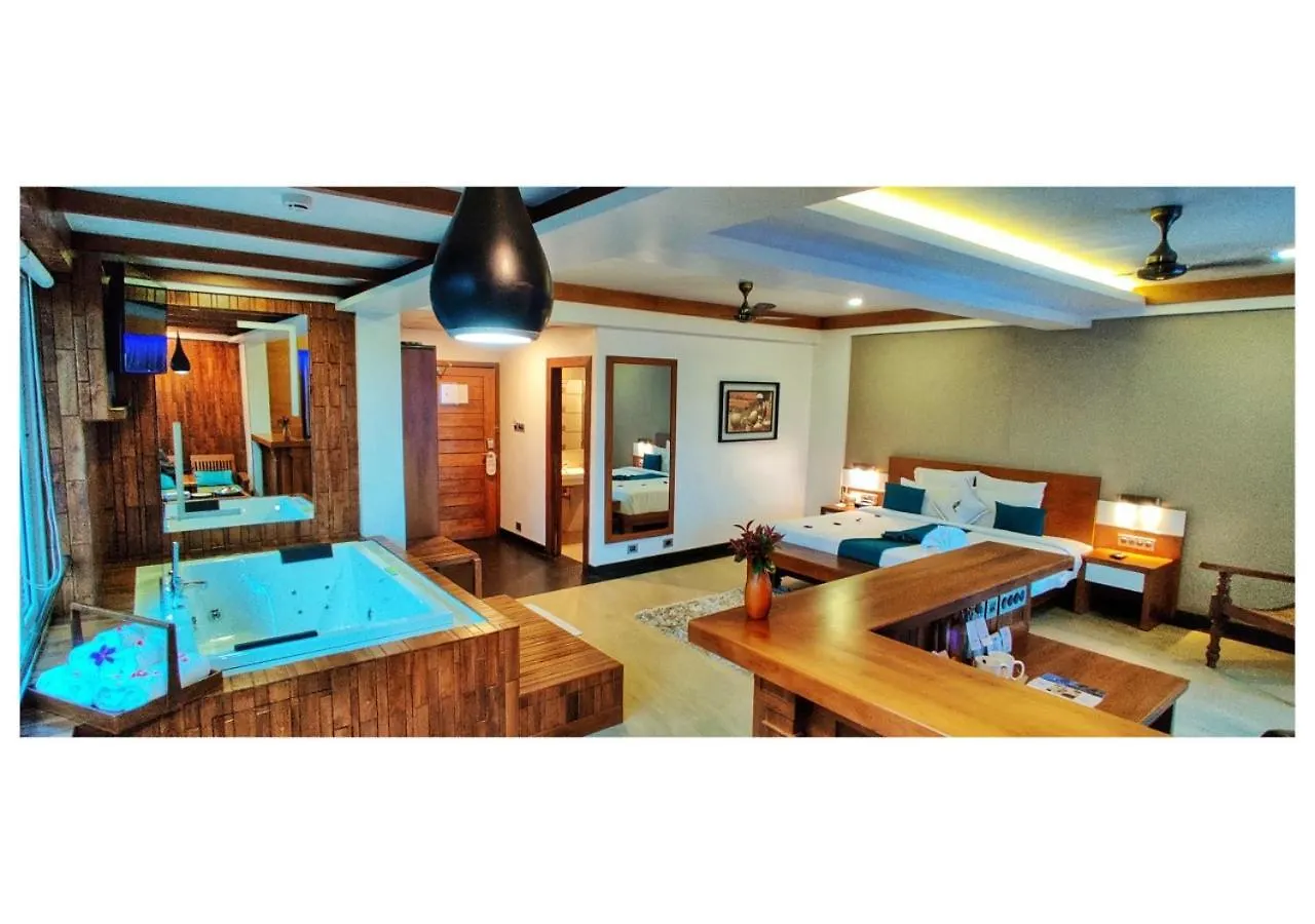 ***** Resort Chandys Windy Woods Munnar India